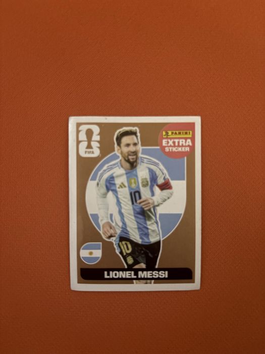 Messi bronze figurinha