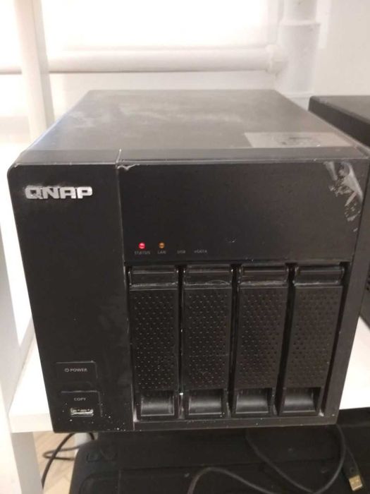 NAS сетевое хранилище мережеве сховище qnap TS-412