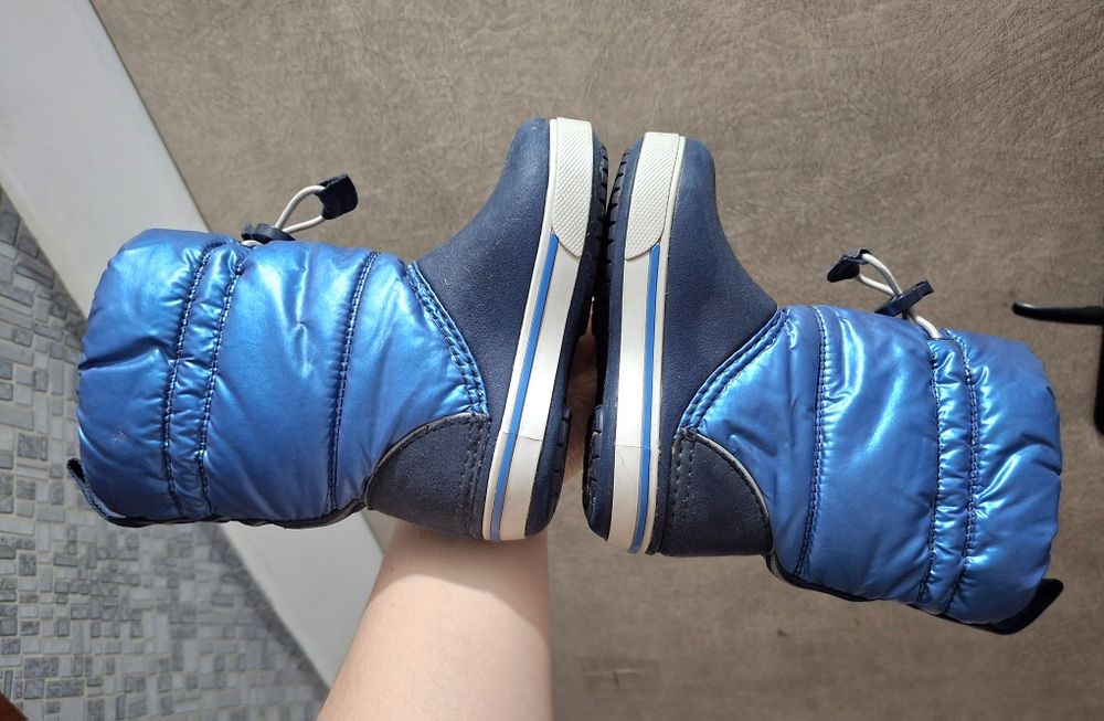 Чоботи дутики Crocs Kids Crocband Iri Gust Boot Темно-сині розміри C6
