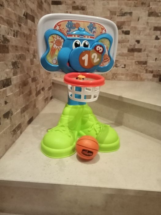 Cesto de basquetebol Chicco