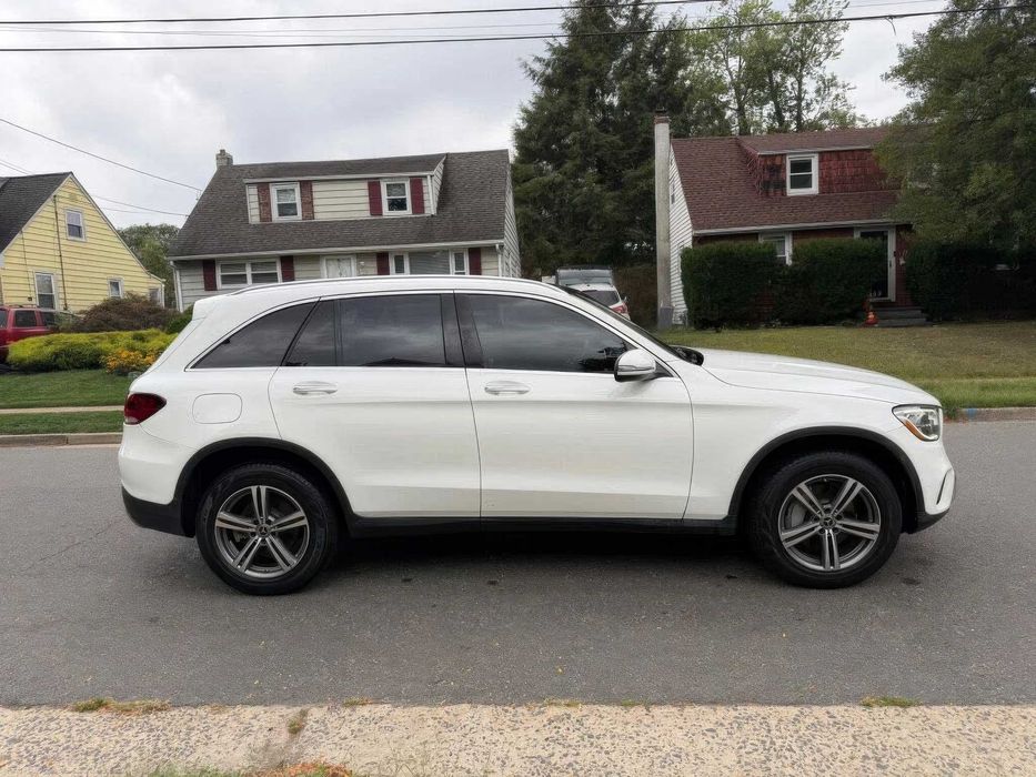 Mercedes-Benz Glc 300 4Matic      2020