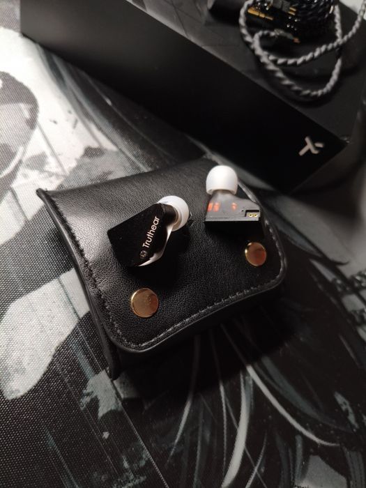 Навушники Truthear HEXA