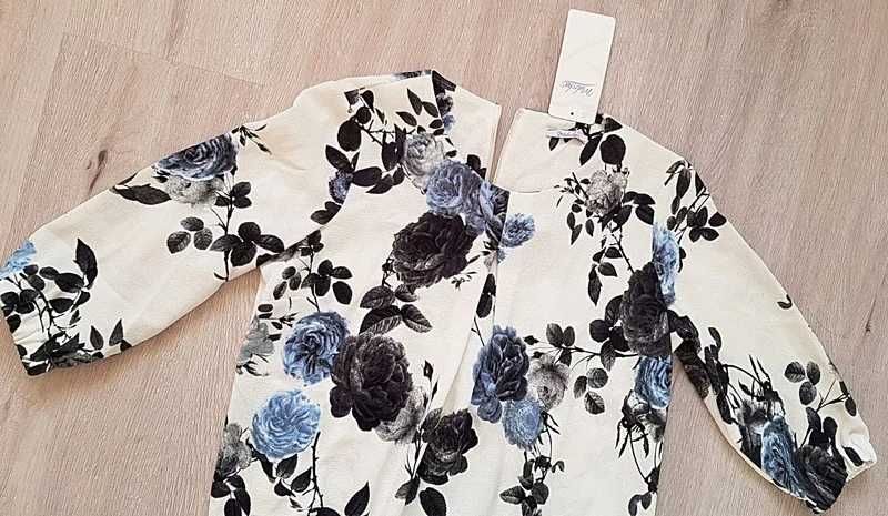 Malecka nowa z metką elegancka bluzka w kwiaty