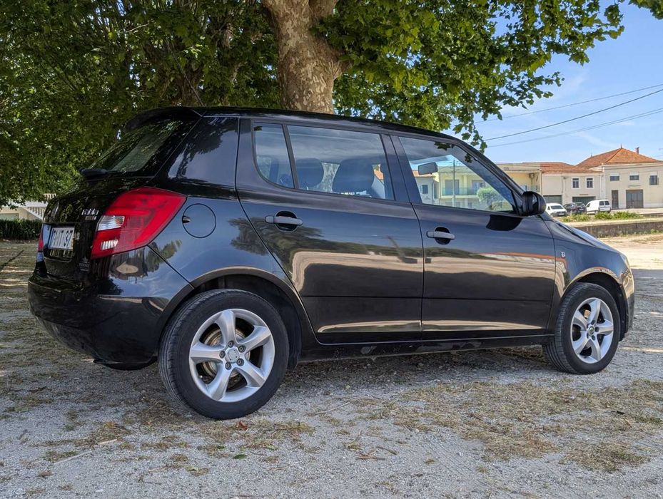 Skoda Fabia 1.2 HTP Gasolina - 61000Km