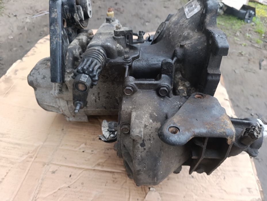 МКПП коробка передач 2.5 TD NV-T750 2.4 B Chrysler voyage 3 Dodge Ram