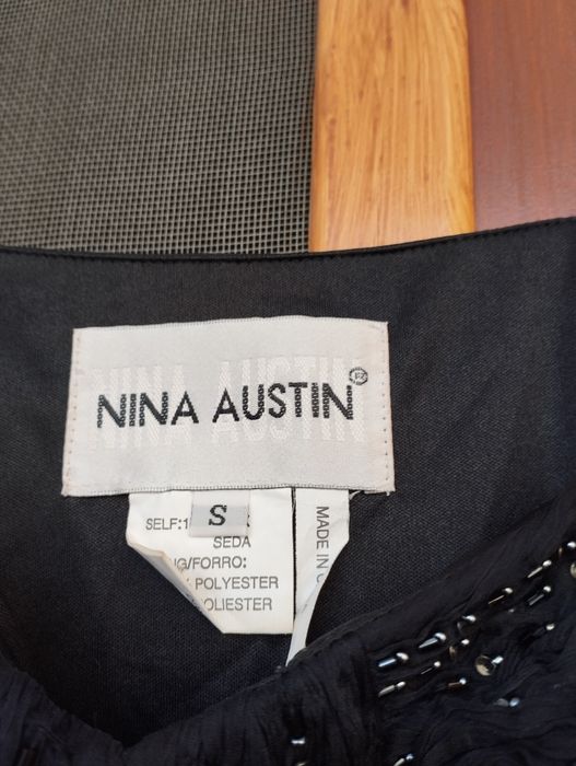 Шёлковое платье, очень красивое