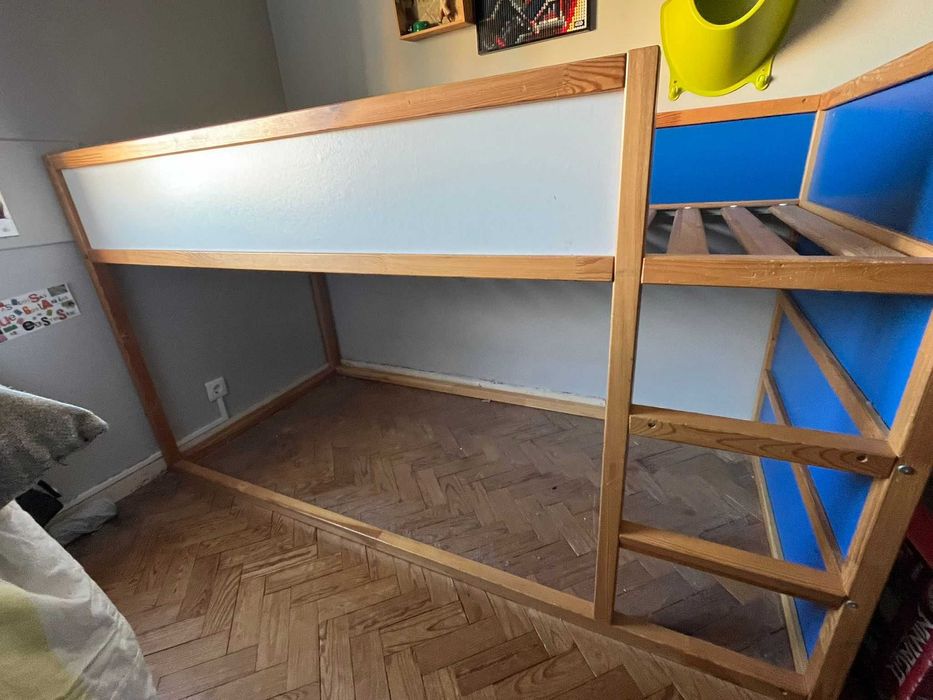 Cama reversível Ikea