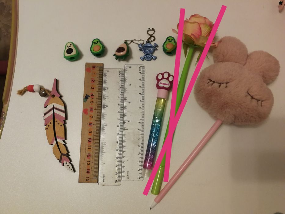 Набір канцтоварів для дівчинки, ручка зайчик, лінійки.