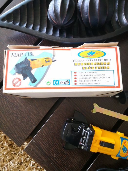 Rebarbadora Eléctrica