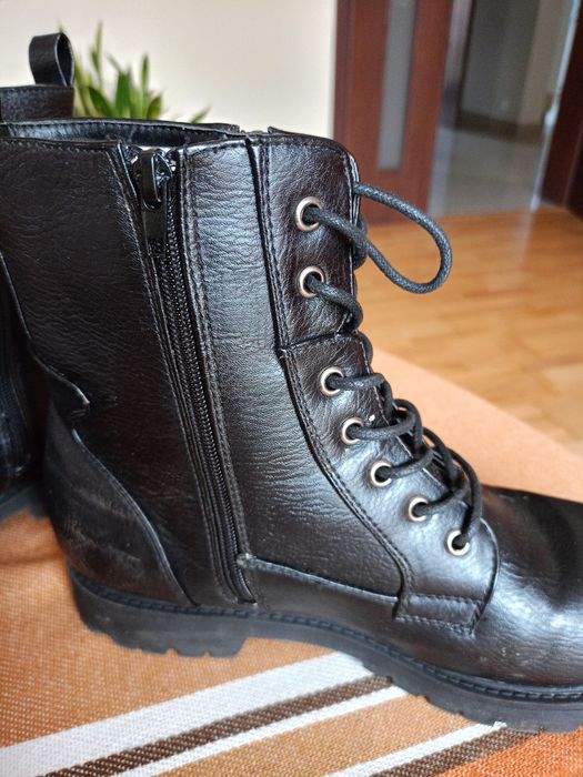 Obniżka! Buty czarne Bluebox-nr41.