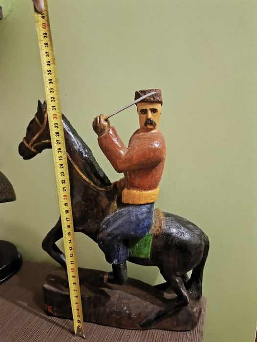 Козаки/Статуетки/ різьблені ручної  роботи з дерева
