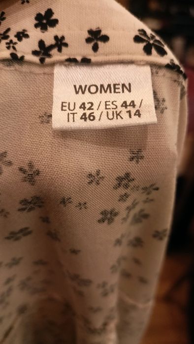 Prosta sukienka rozpinana