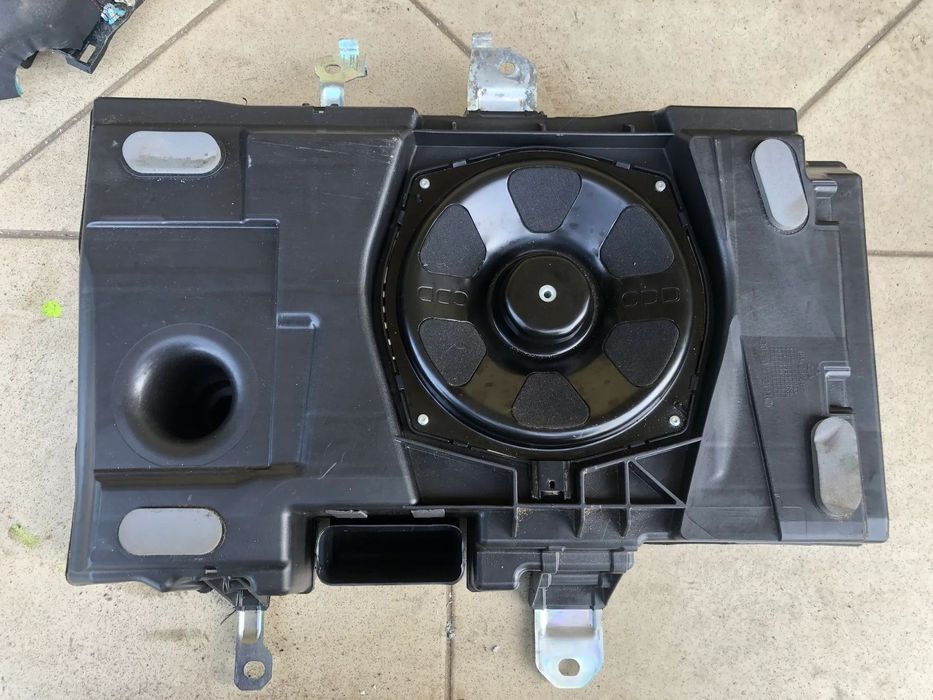 Subwoofer głośnik BJ32-18808 Range Rover Evoque