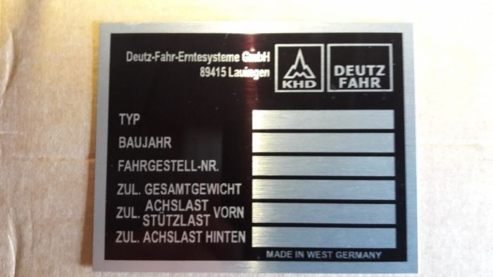 Tabliczka znamionowa Deutz Fahr