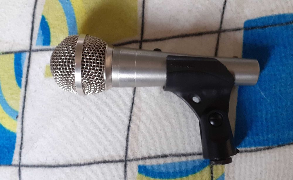 Microfone antigo Shure Prologue