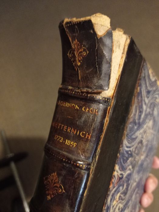 Livro antigo Metternich de Algernon Cecil