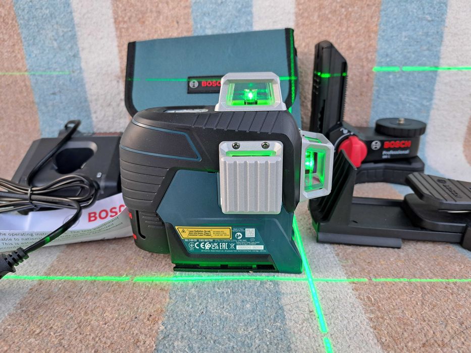 Bosch GLL 3-80 CG Нівелір лазер Лазерный нивелир