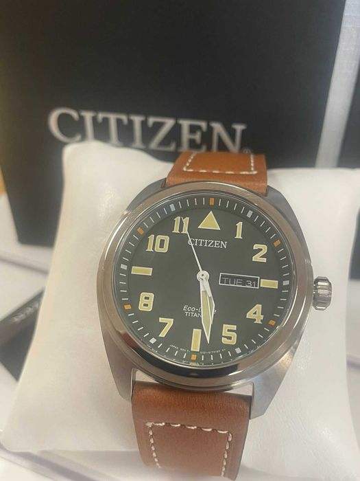 Relógio Citizen Eco-Drive - Super Titanium - Novo c/ Garantia