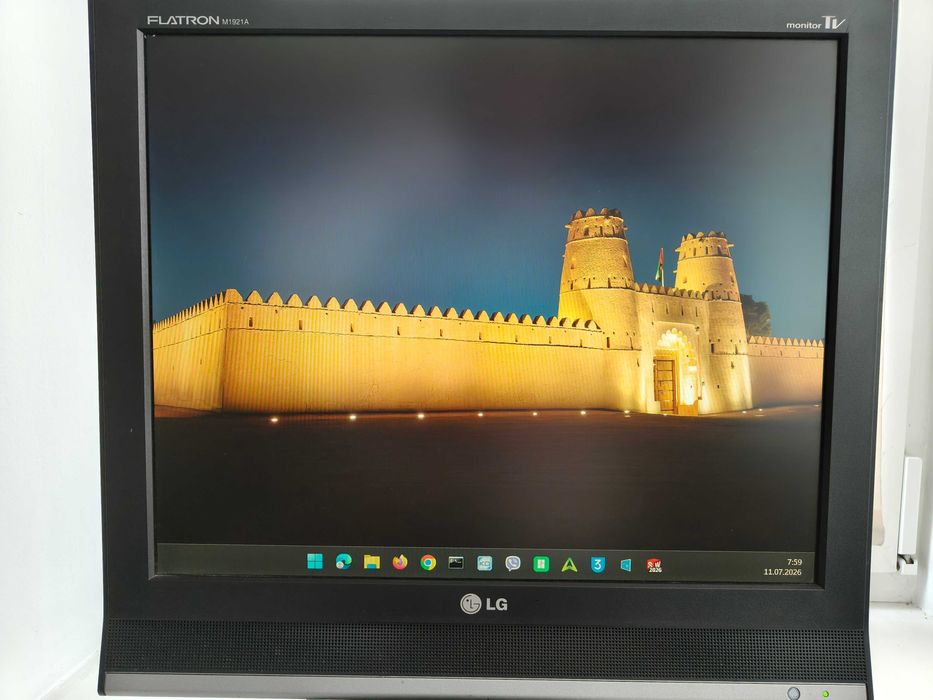 Монітор-Телевізор LG Flatron 22" 19"