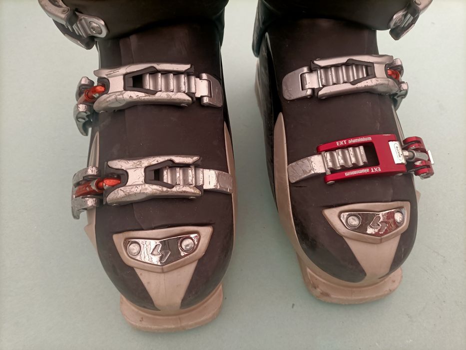 Buty narciarskie Lowa rozmiar 25-25,5cm, skorupa 296mm r. ok. 39