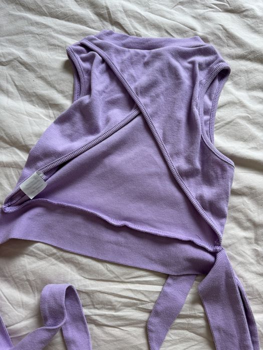 Wiązany crop top s