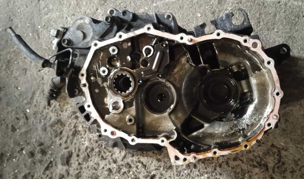 КПП Toyota RAV 4 Corolla Verso 120 E12 на запчасти комплект