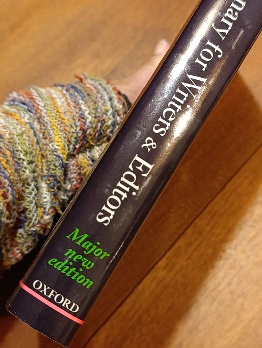 Oxford Dictionary For Writers and Editors
