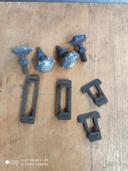 Гирі для вагів стан хороший.