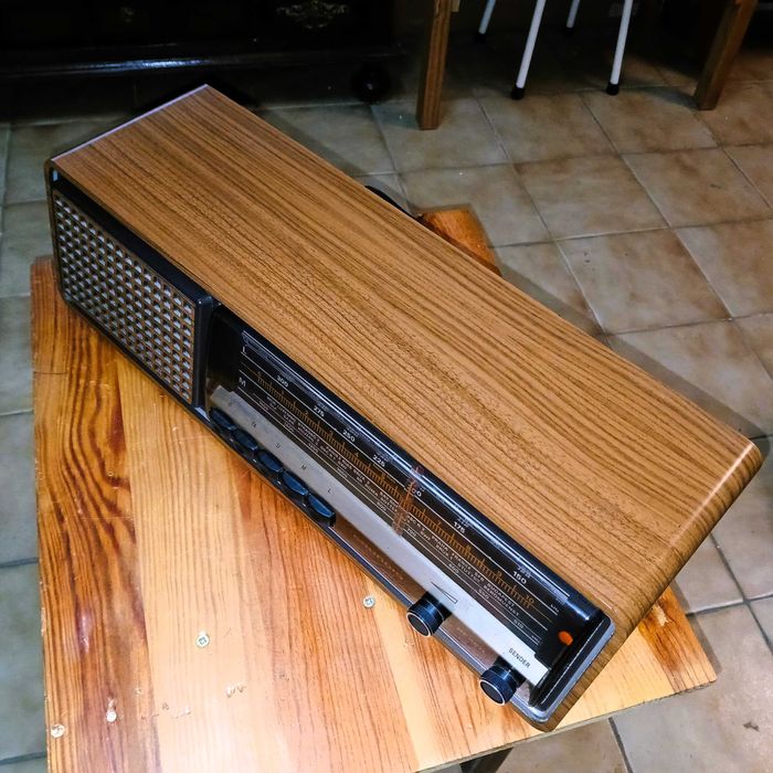Rádio Grundig RF 420