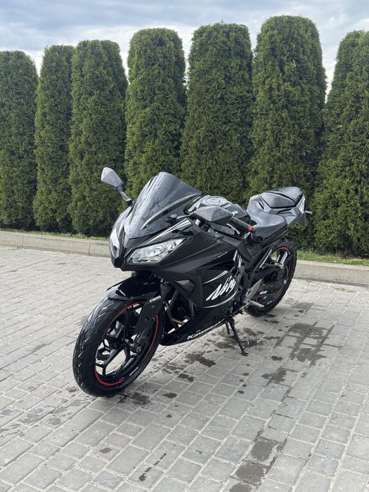 Kawasaki ninja 300 2017