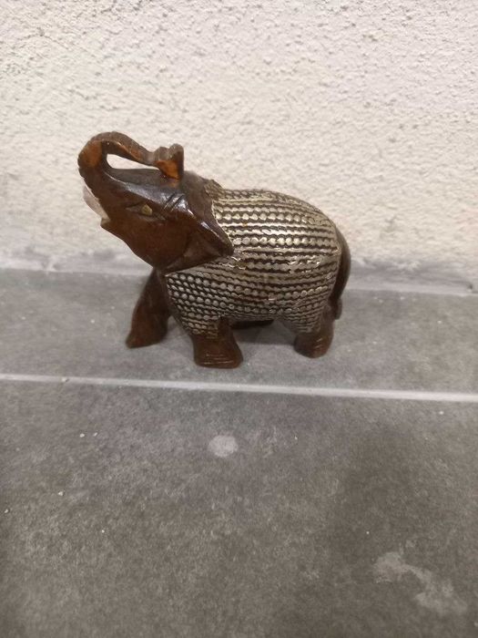 peça decorativa: elefante