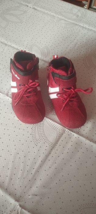 Buty dla dziecka r.21 bordowe
