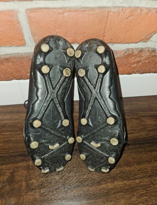 Korki Nike czarne rozmiar 38