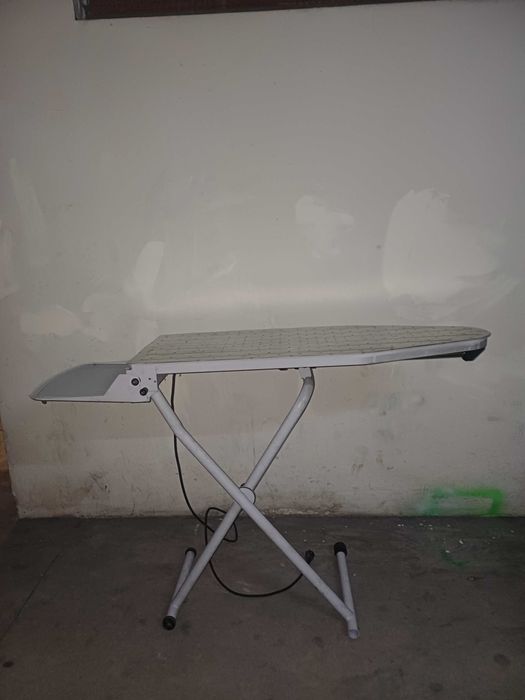 Tabua de engomar industrial