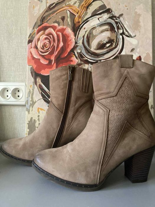 Шкіряні чоботи, зима