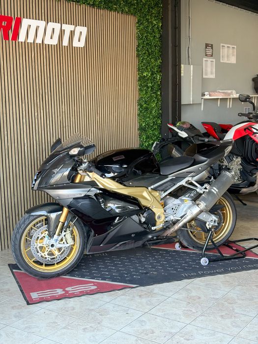 Aprilia RSV Mille R Factory