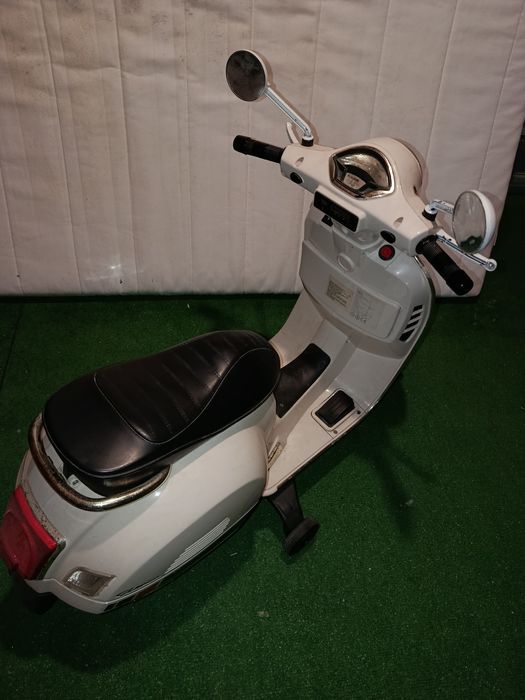 Vespa criança usada