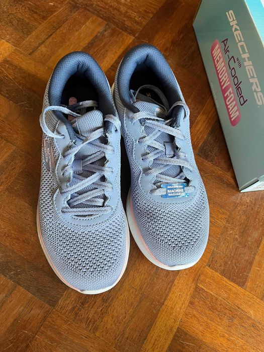 Ténis Sketchers nº 35