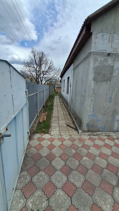 Продам сучасний будинок.