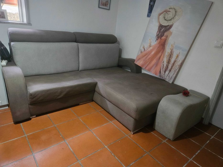 Sofá chaise long praticamente novo