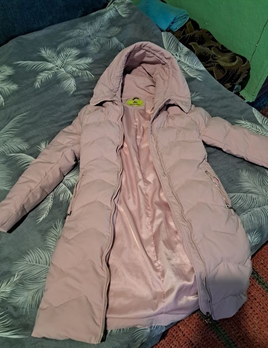 Продам Зимова куртка