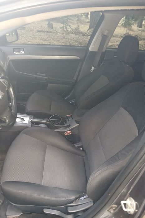 Продам lancer 2.0 акпп газ /бензин
