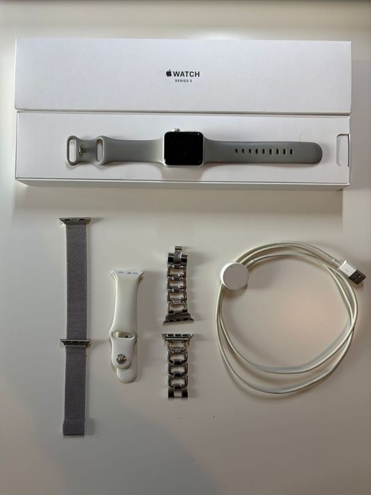 Apple watch series 3 - 38mm