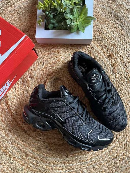 Nike_Air _Max_TN_Plus_Black_ Rozmiar.43