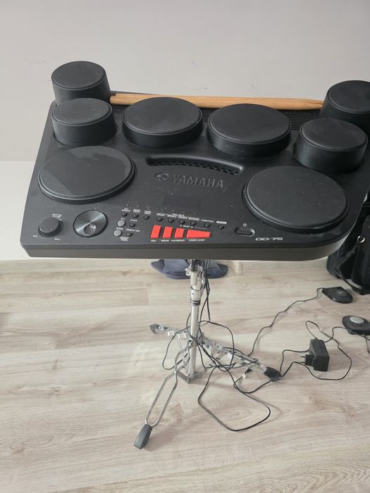 Yamaha DD-75 – stan idealny + stojak GRATIS