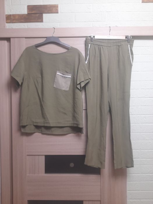 Жіночий костюм на кожен день