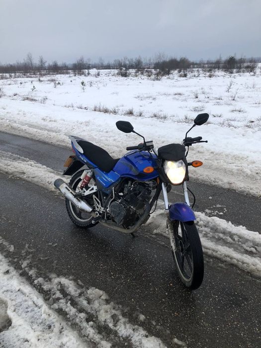 Продам кінлона 150