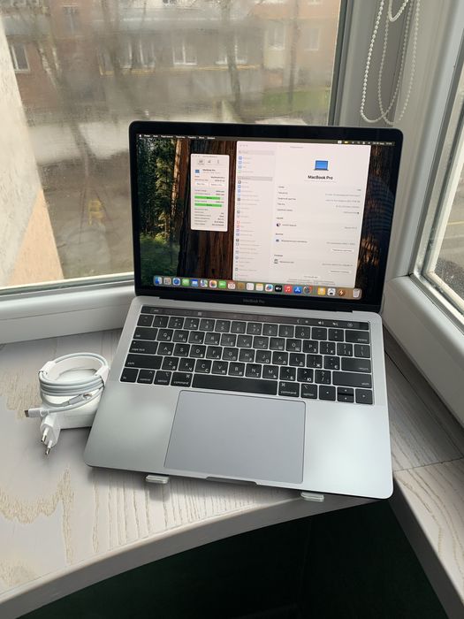 Macbook Pro 13 2018 i7 | 16Gb | 500 ssd 143 цикли А1989