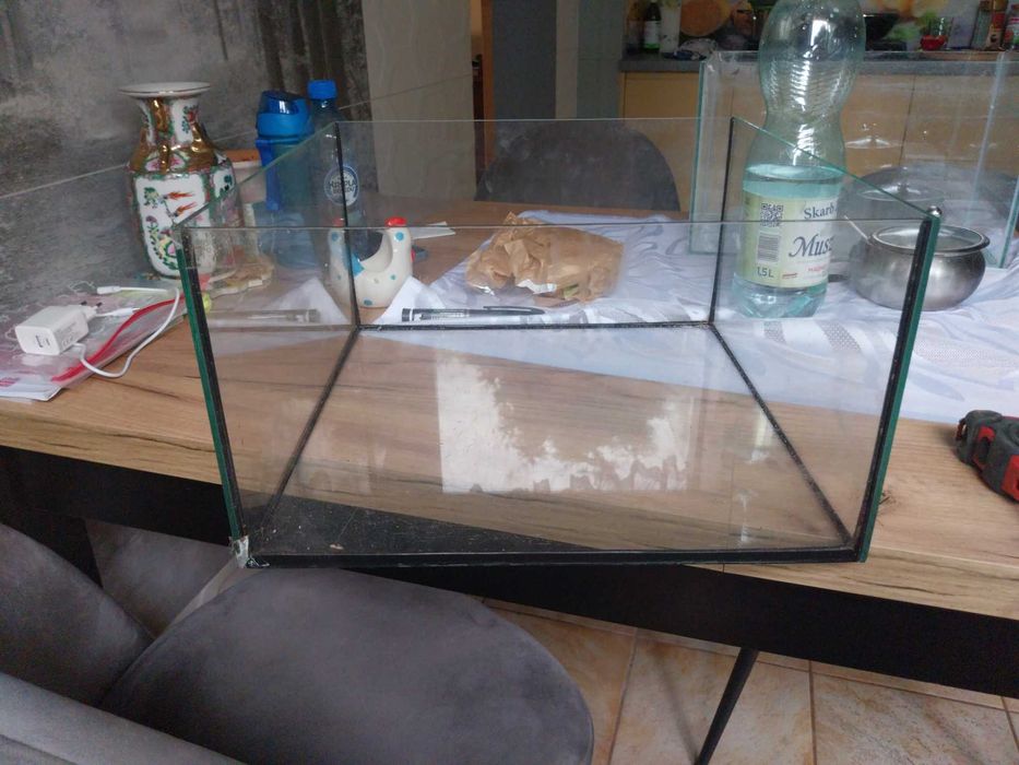 Akwarium o wymiarach 36x20