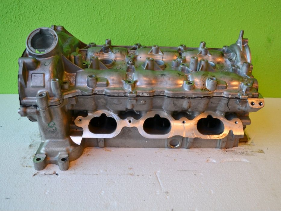 Głowica Silnika Prawa MERCEDES W205 3,5i V6
